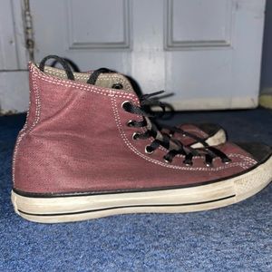 Chuck Taylor Converse All Star burgundy sneakers